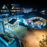 Grand Nosalowy Dwór Hotel 4*