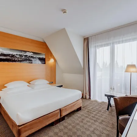 Hotell Grand Nosalowy Dwor 4*