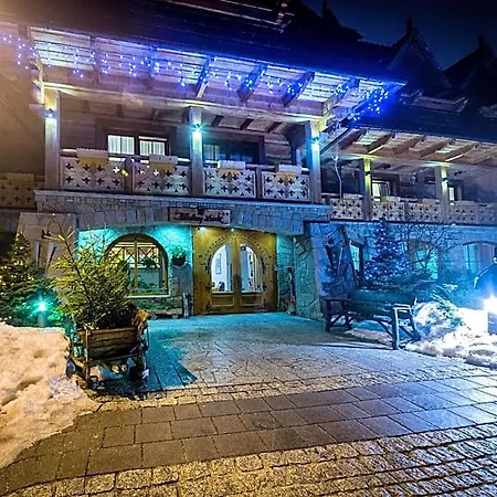 Grand Nosalowy Dwór Hotel 4*