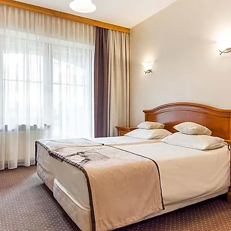 Grand Nosalowy Dwór 4*