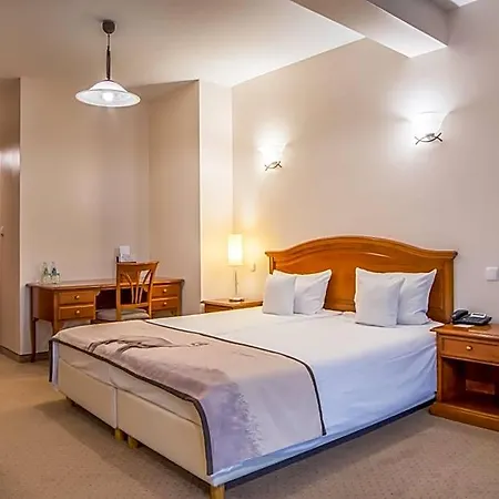 Grand Nosalowy Dwór Hotel