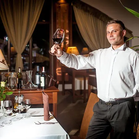 Hotel Grand Nosalowy Dwor