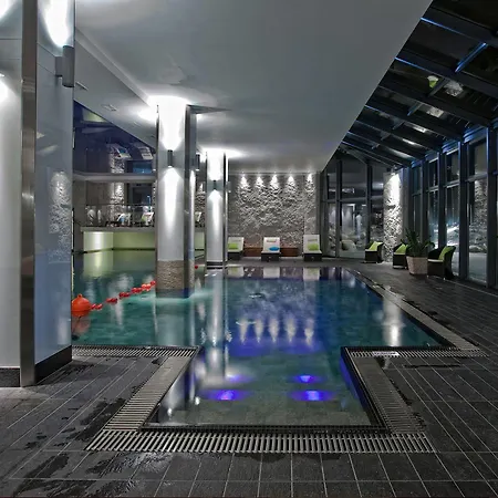 Grand Nosalowy Dwor Hotell 4*