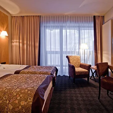 Grand Nosalowy Dwor Hotel 4*