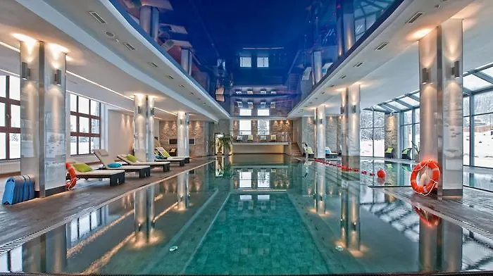 Szálloda Grand Nosalowy Dwor 4*